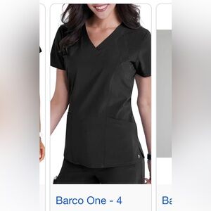 Barco one scrub top